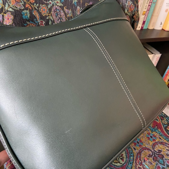 🌸SOLD🌸 Coach Andie in Amazon Green - Picture 6 of 10